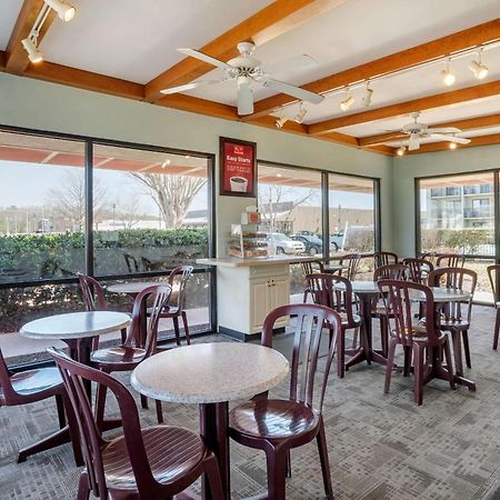 Econo Lodge Inn & Suites Рехобот Бич Экстерьер фото