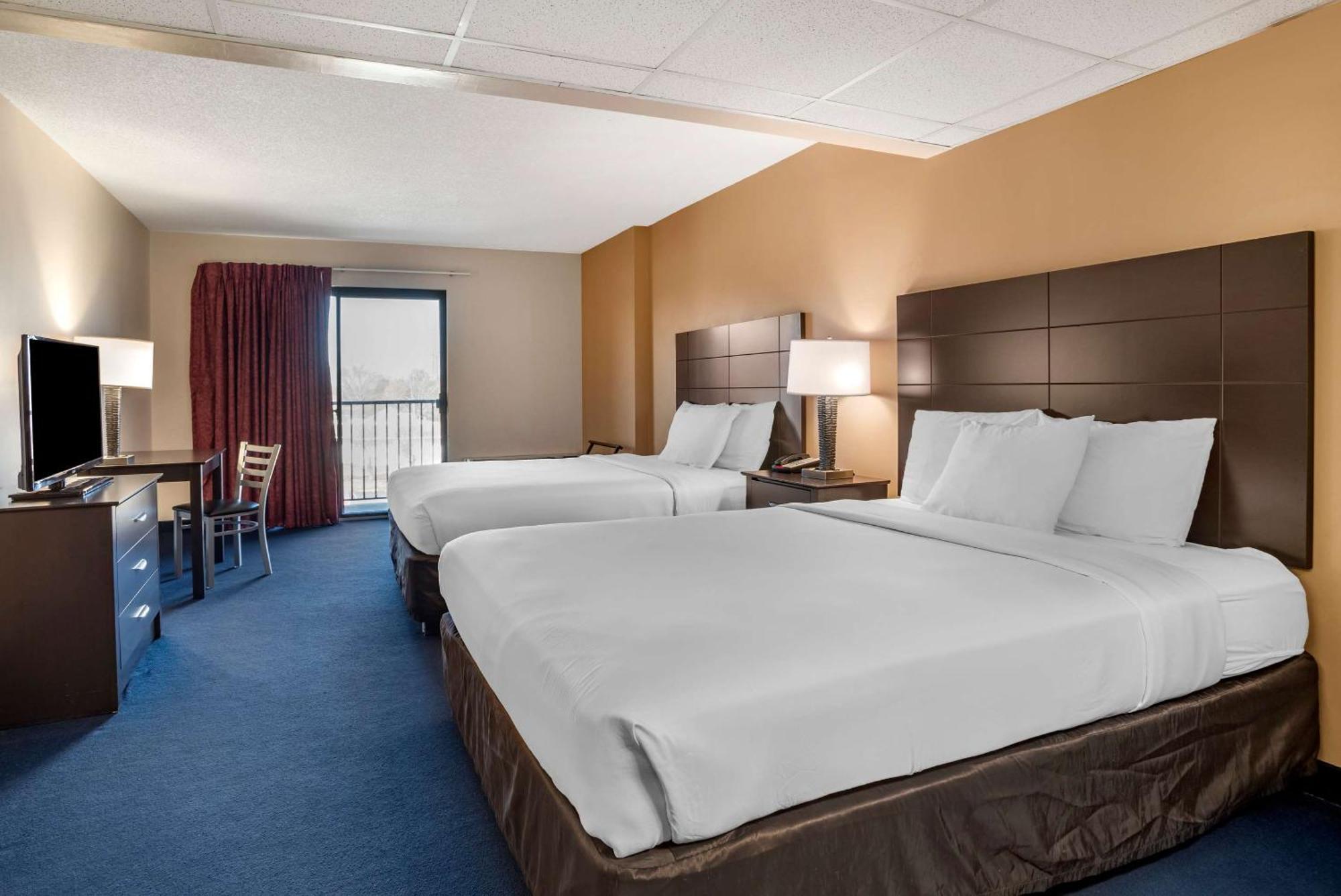 Econo Lodge Inn & Suites Рехобот Бич Экстерьер фото